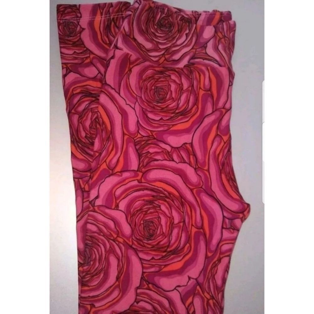 OS Lularoe Sketched Roses! Pink orange